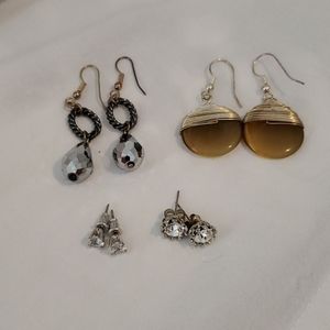 4 pair of earrings